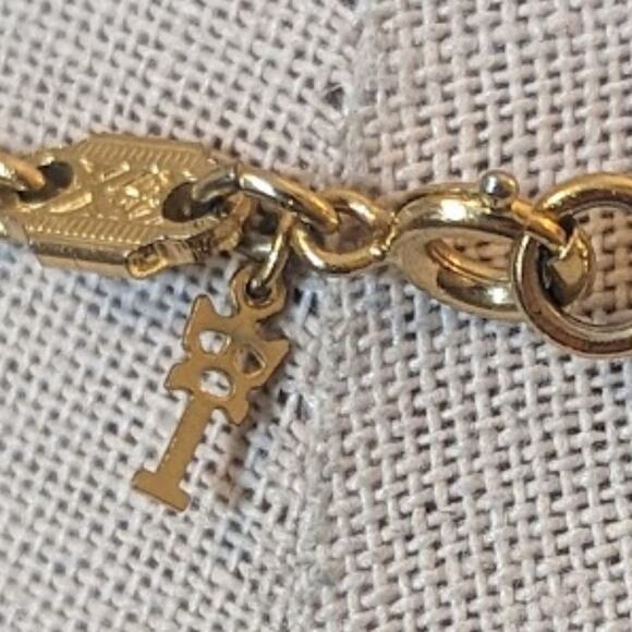 Vintage Crown Trifari Long Gold Tone X Station Chain Necklace - Picture 4 of 5